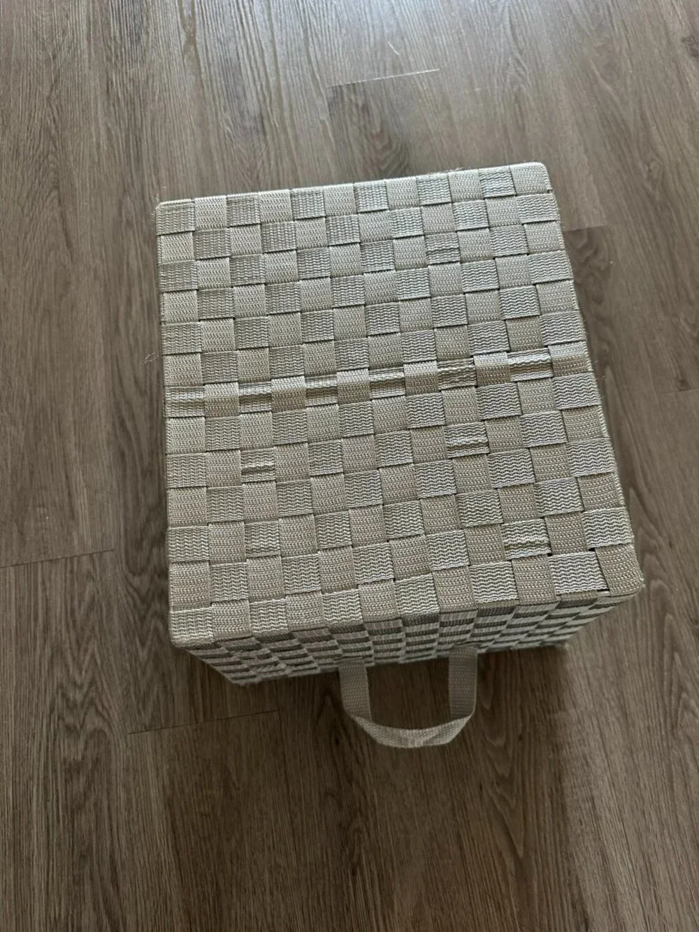N/A woven storage